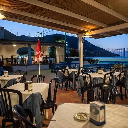 Baia Unci Camping Lipari (Isola Lipari)