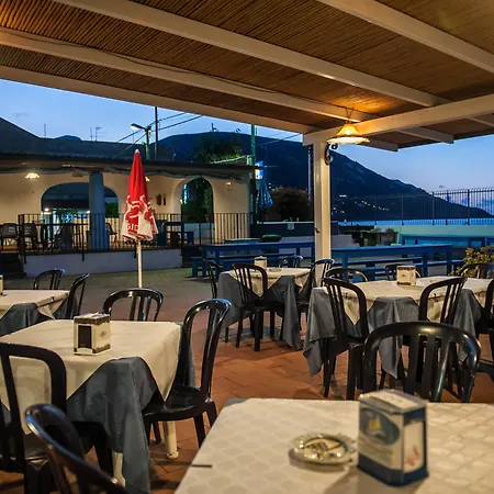 Camping Baia Unci Lipari (Isola Lipari)